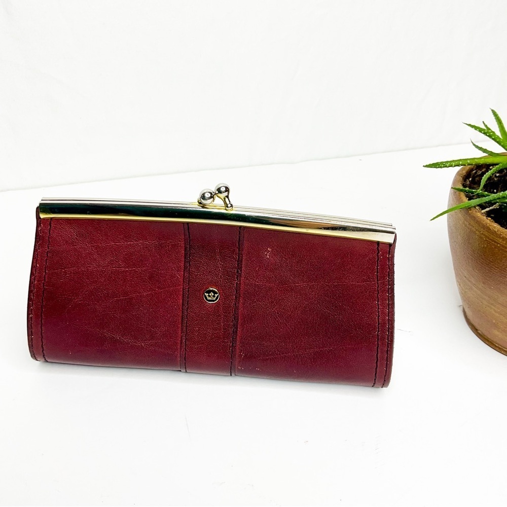VINTAGE Burgundy Leather Clutch Case | Gold Kiss-Lock Frame | Glasses / Coin